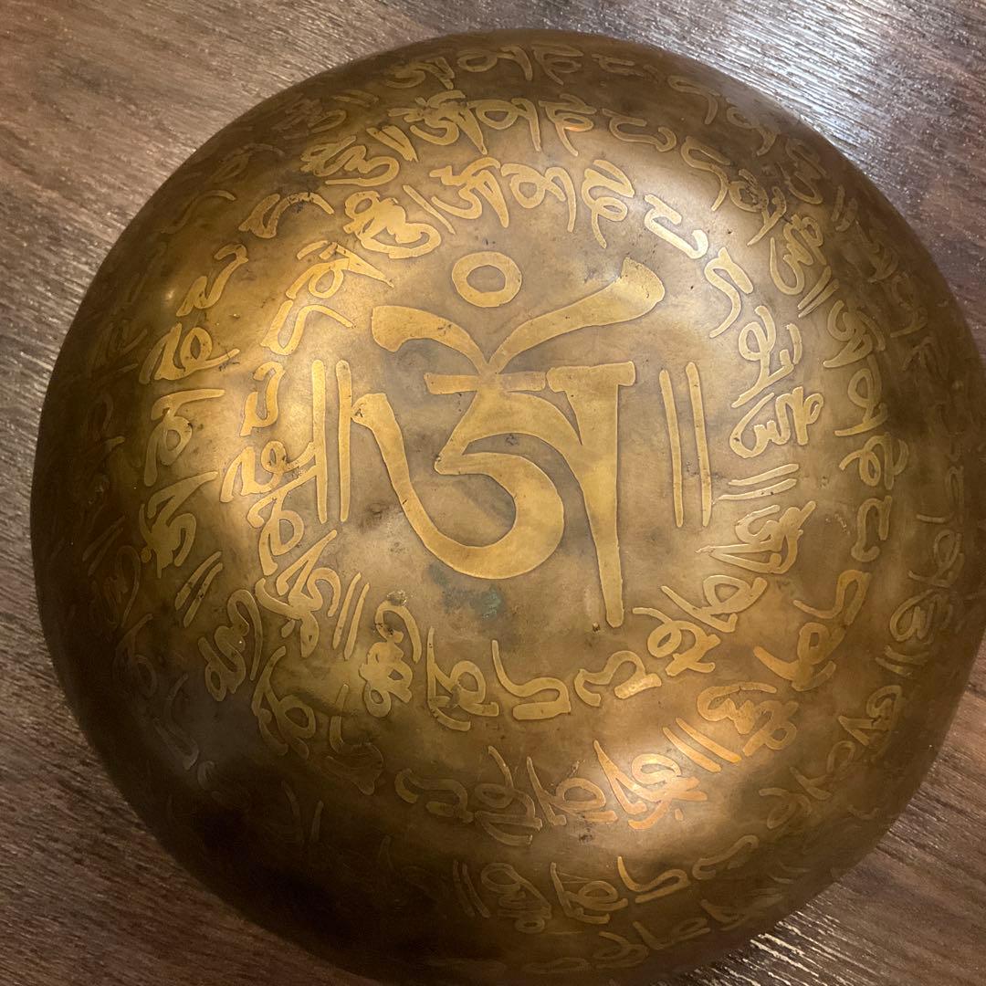 no10 チベット産 シンギングボウル 新品 チベタンボウル 22.5cmＡＵＭ