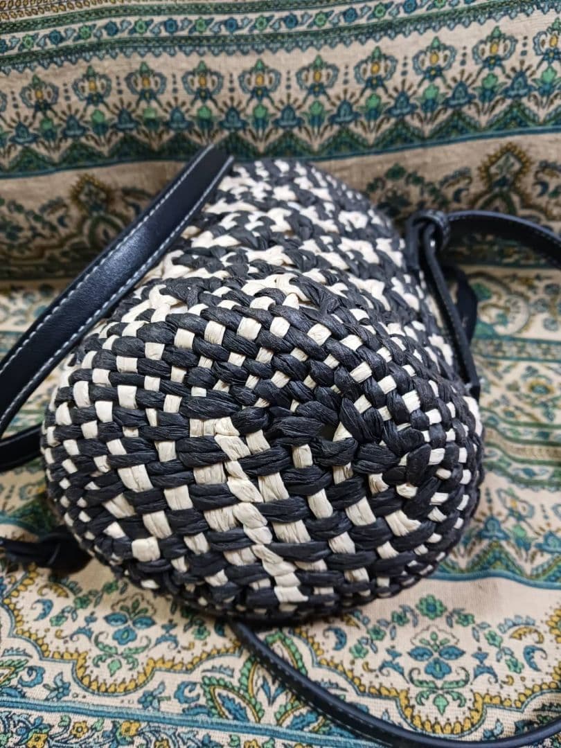 LOEWE 　ノベルティ　かごバッグ