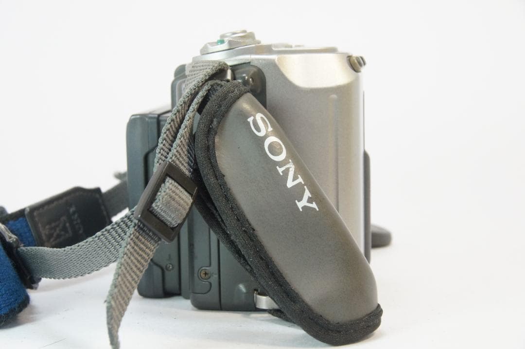 【動作品】 SONY ビデオカメラ DCR-SC100 miniDV ダビング