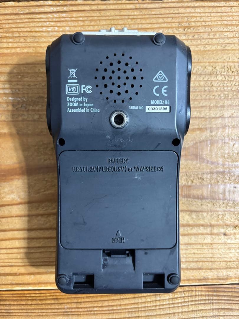 ZOOM H6 ハンディレコーダー