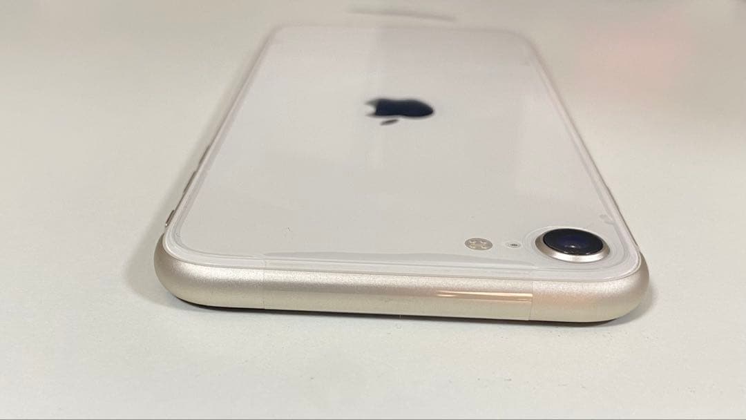 iPhone SE第3世代64GB/SIMフリー/スターライト/バッテリー100