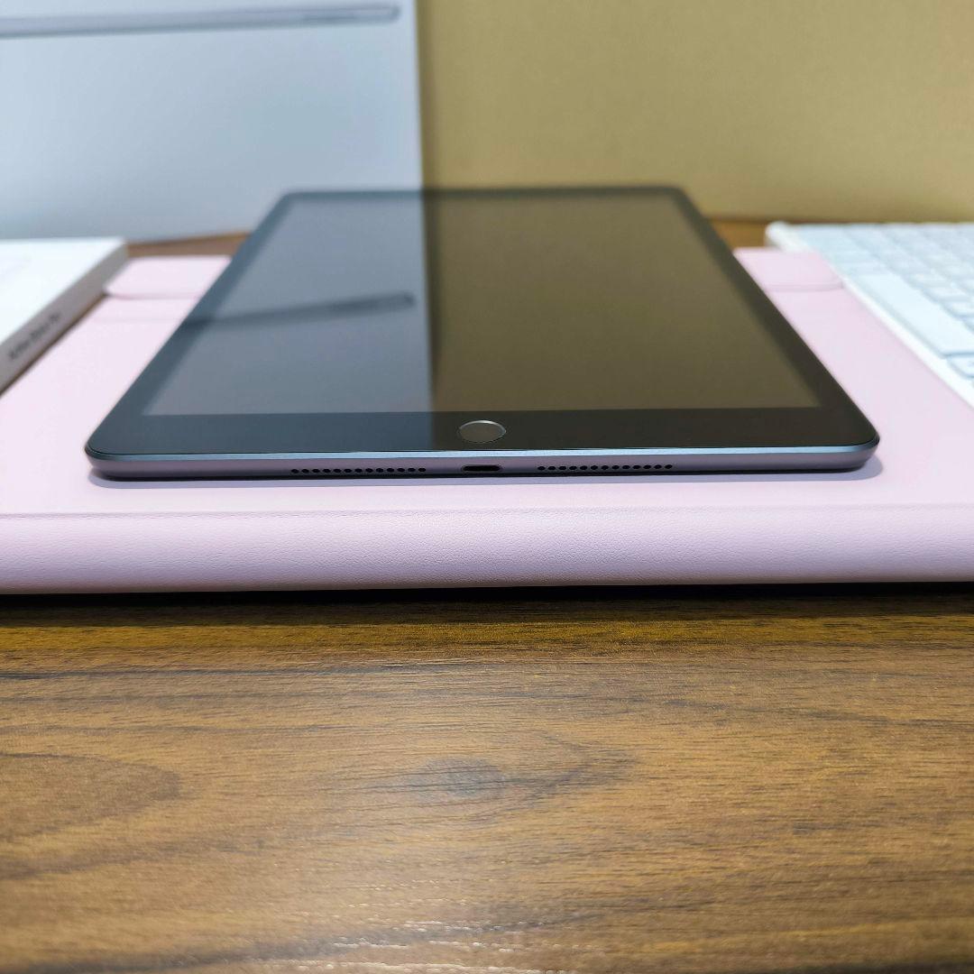 Chery iPad 第9世代 64GB、タッチペン、キーボードとケース