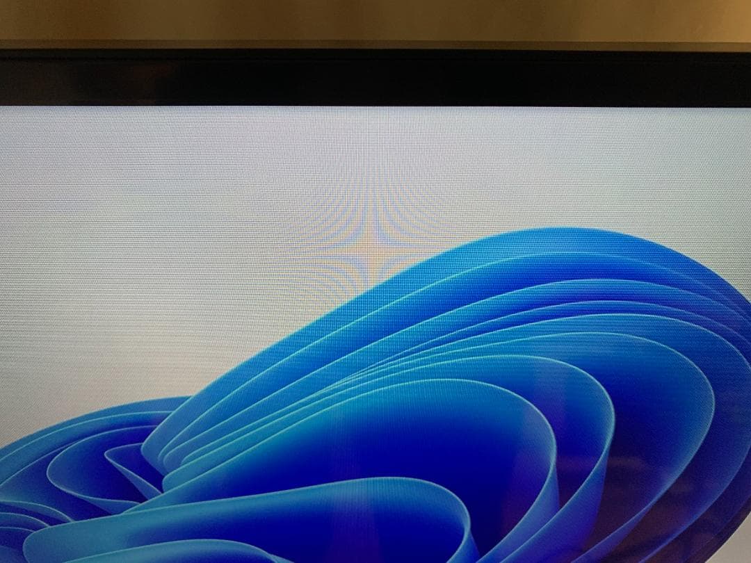 内蔵スピーカーPhilips 323E7QDAB/11 31.5 インチモニター