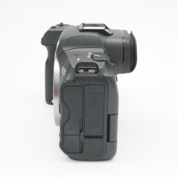 ショット数4,000以下！元箱付き！■ほぼ新品■ CANON EOS R5