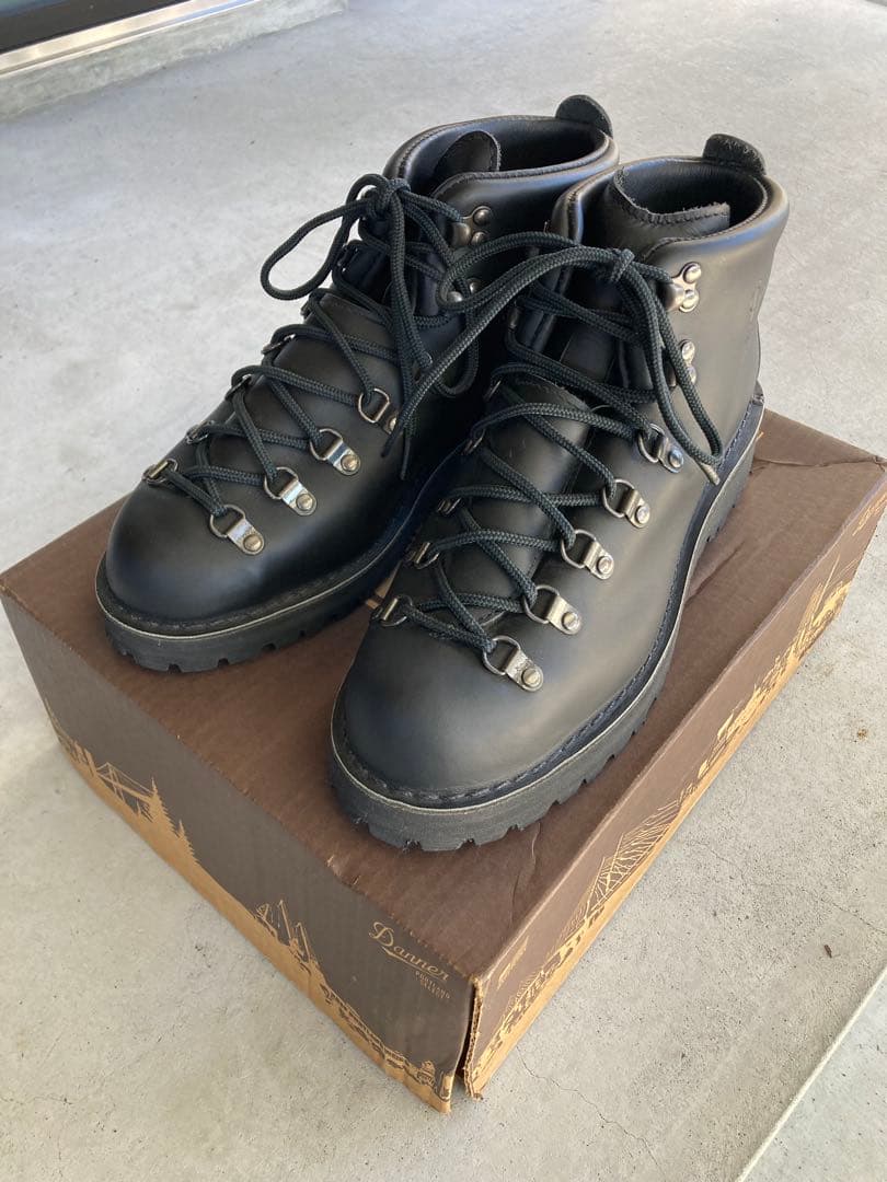 【未使用品 訳あり特価】Danner MOUNTAIN LIGHT 27.5cm