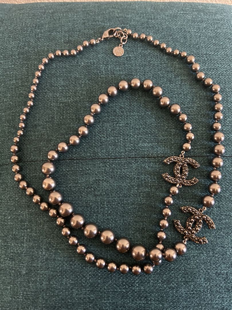 シャネル　ブラックパールネックレス