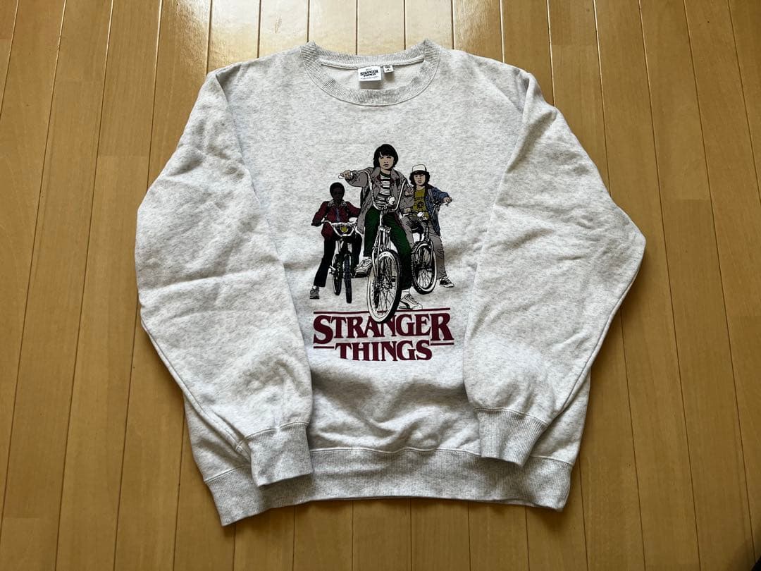 ストレンジャーシングス　スウェット　STRANGER THINGS パーカー