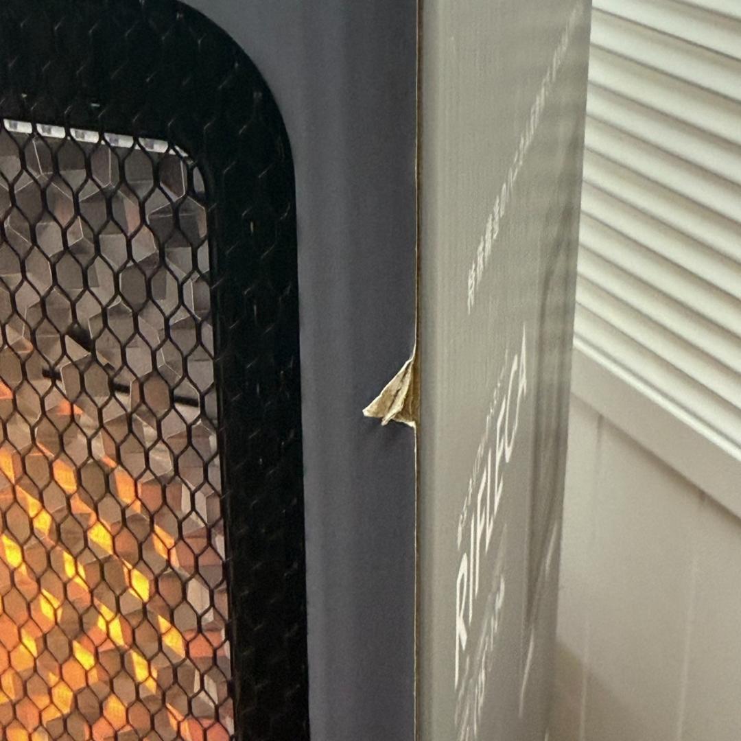 ★未使用　QUADS　省エネリフレクトストーブ　REFLECA　QS327GY