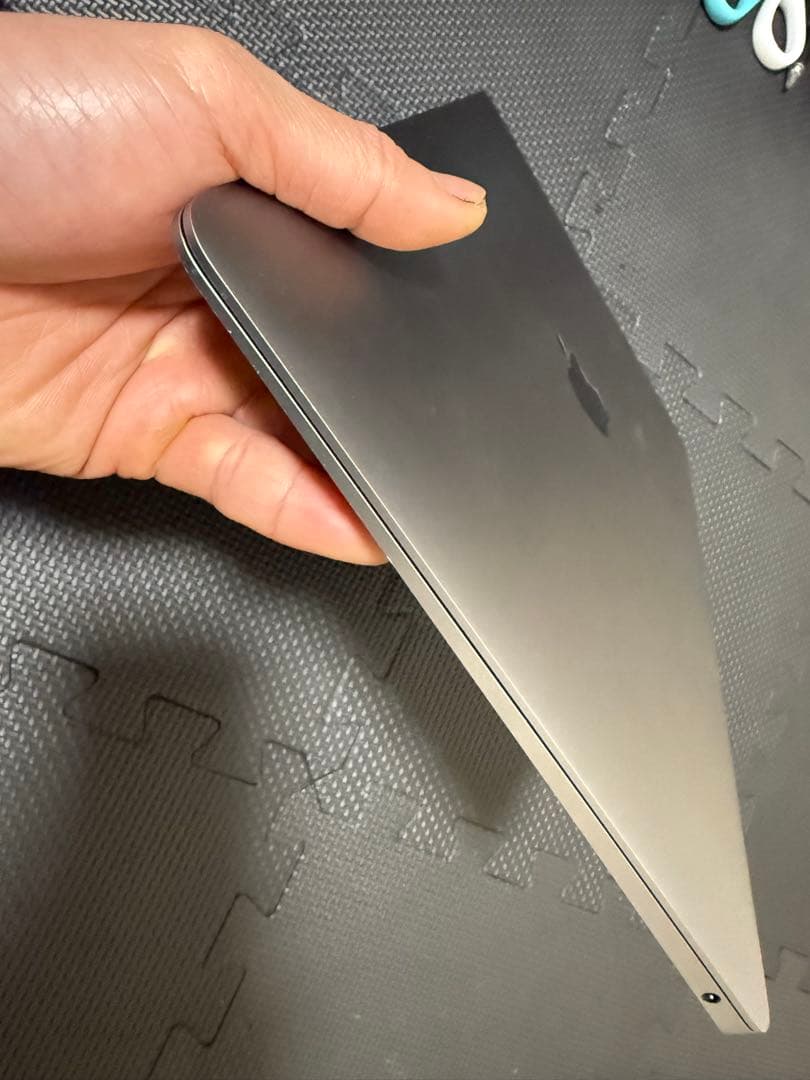 MacBook本体 MacBookAir 13 inch Corei7 512GB 16GB