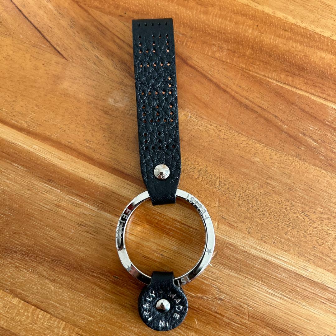 Felisi レザー キーホルダー ブラック