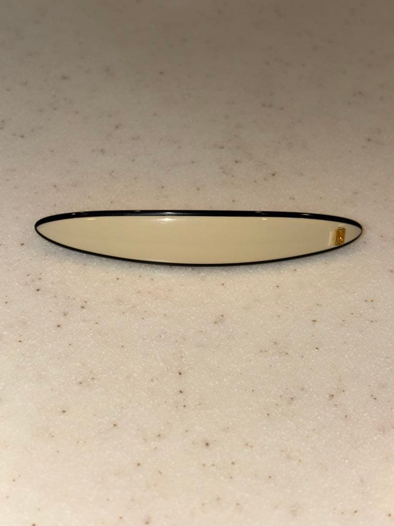 Alexandre de Paris ヘアクリップ　ホワイト×ブラック