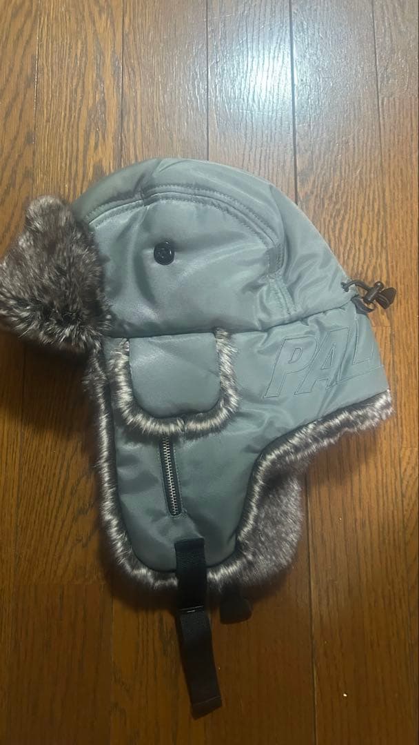 ［完売品］PALACE パレス　フライトキャップ　リバーシブル