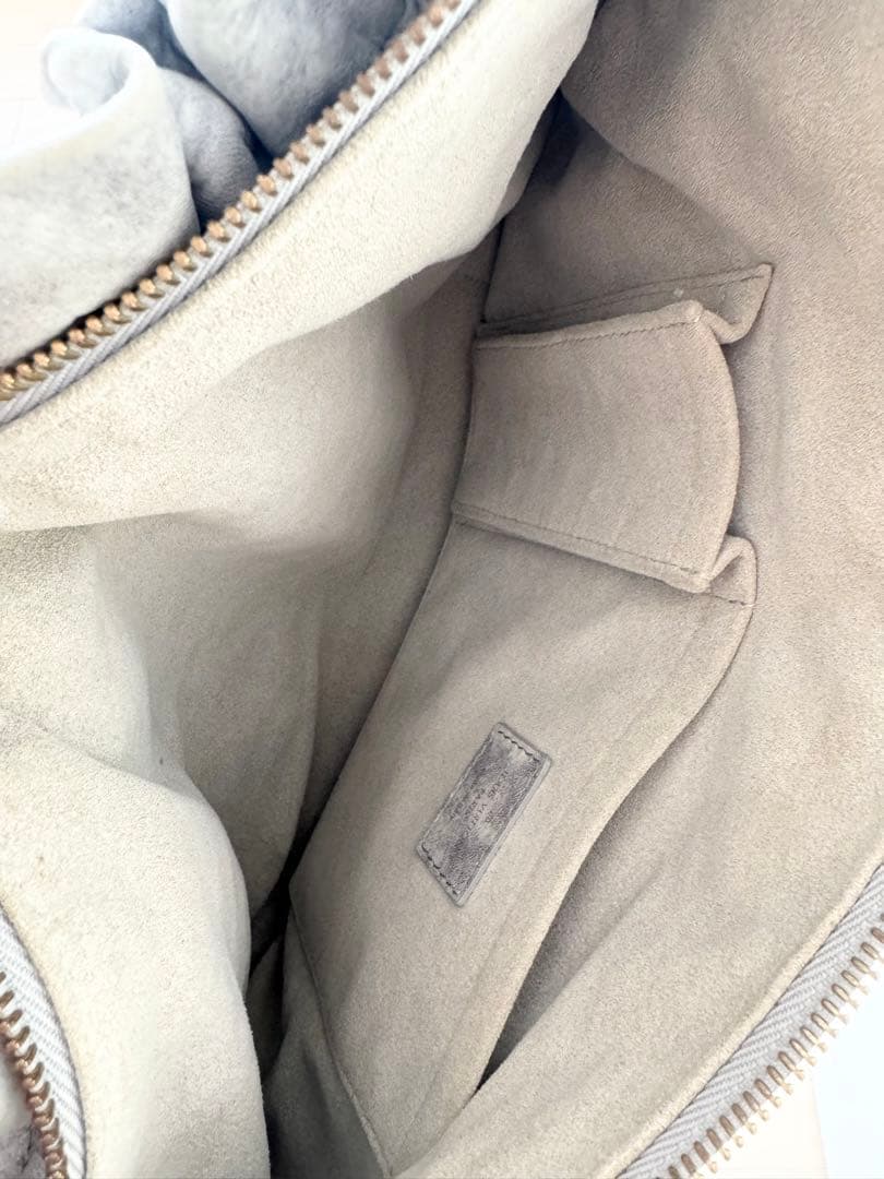 売り切り希望！LOUIS VUITTON グレー ショルダーバッグ