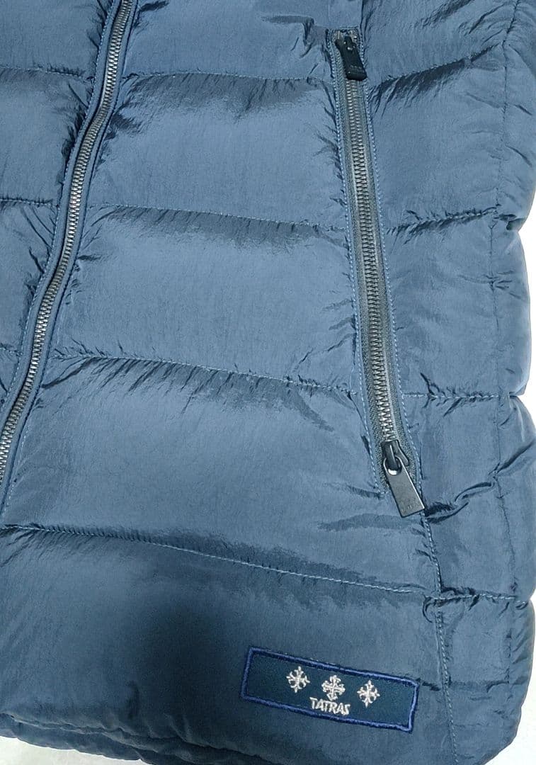 【美品】TATRAS タトラス フード付きダウンベスト ネイビー サイズ4