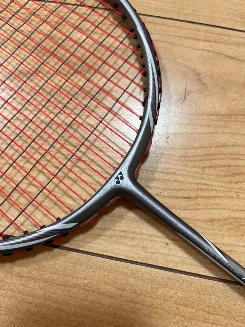 美品ラケット　YONEX ASTROX NEXTAGE