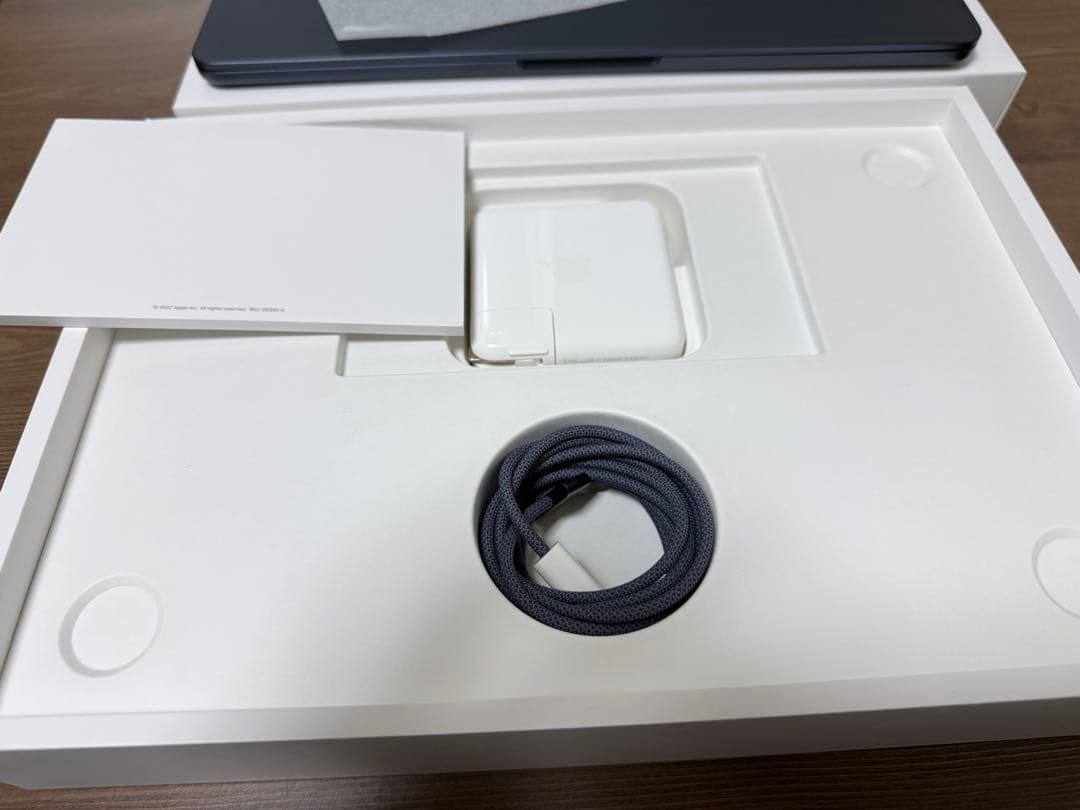 ハイスペック！MacBook air M2 24GB/512GBアップルケア付！