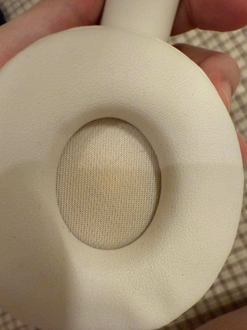 Beats SOLO PRO ノイズキャンセリングワイヤレスヘッドホン ホワイト