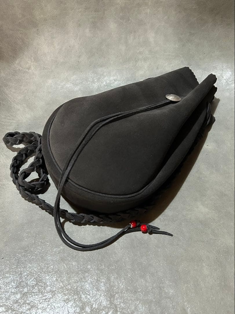 ショルダーバッグ　牛革