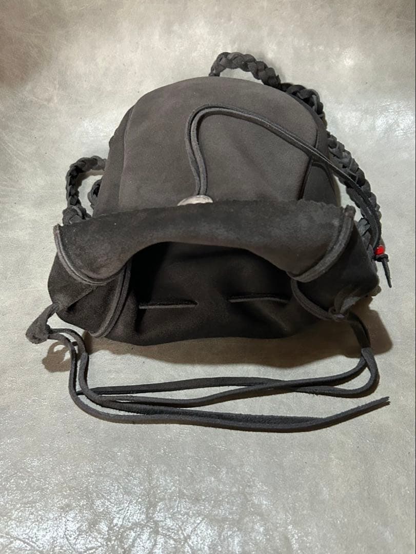 ショルダーバッグ　牛革