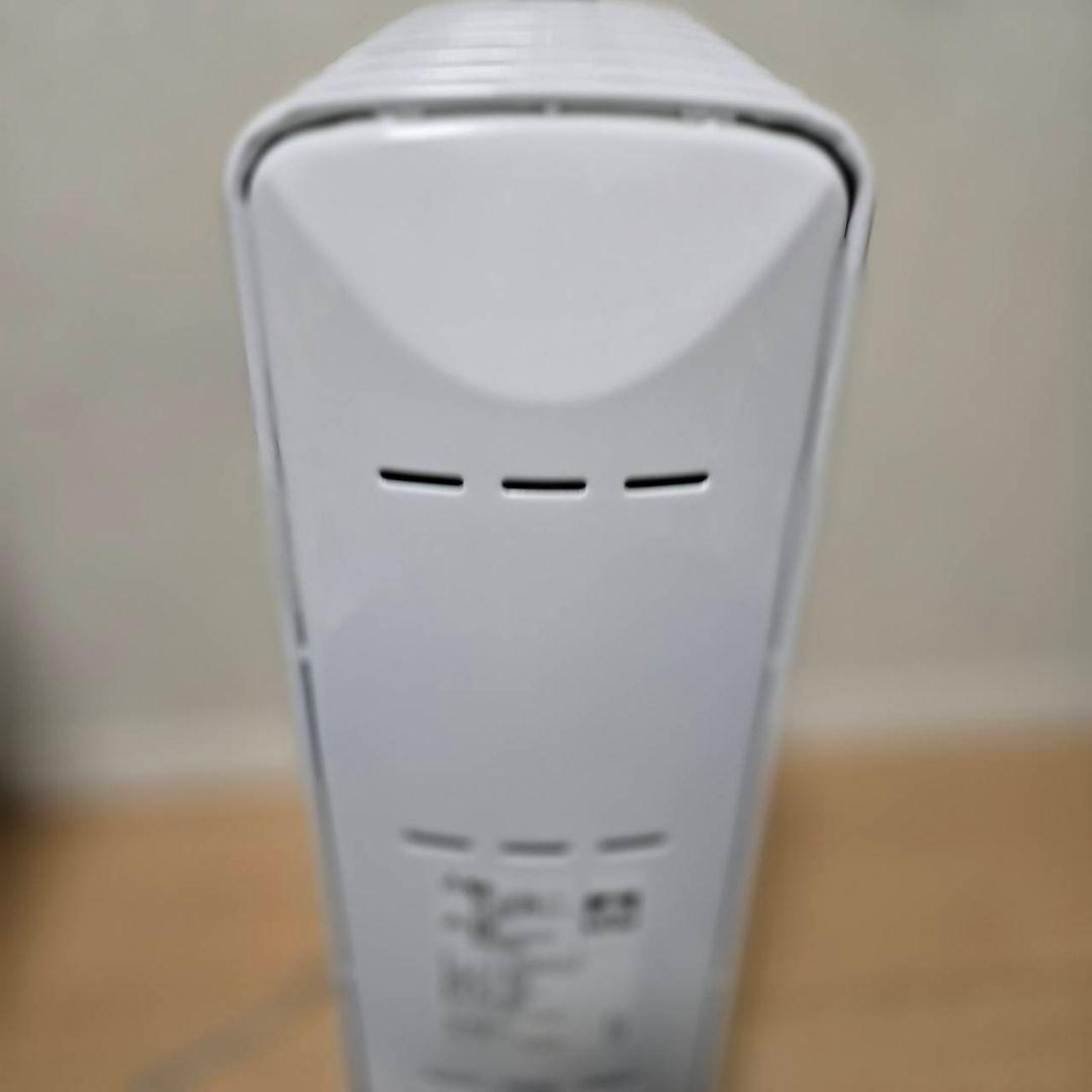 本日限定値下げデロンギオイルヒータ－RHJ35M0812-DG美品