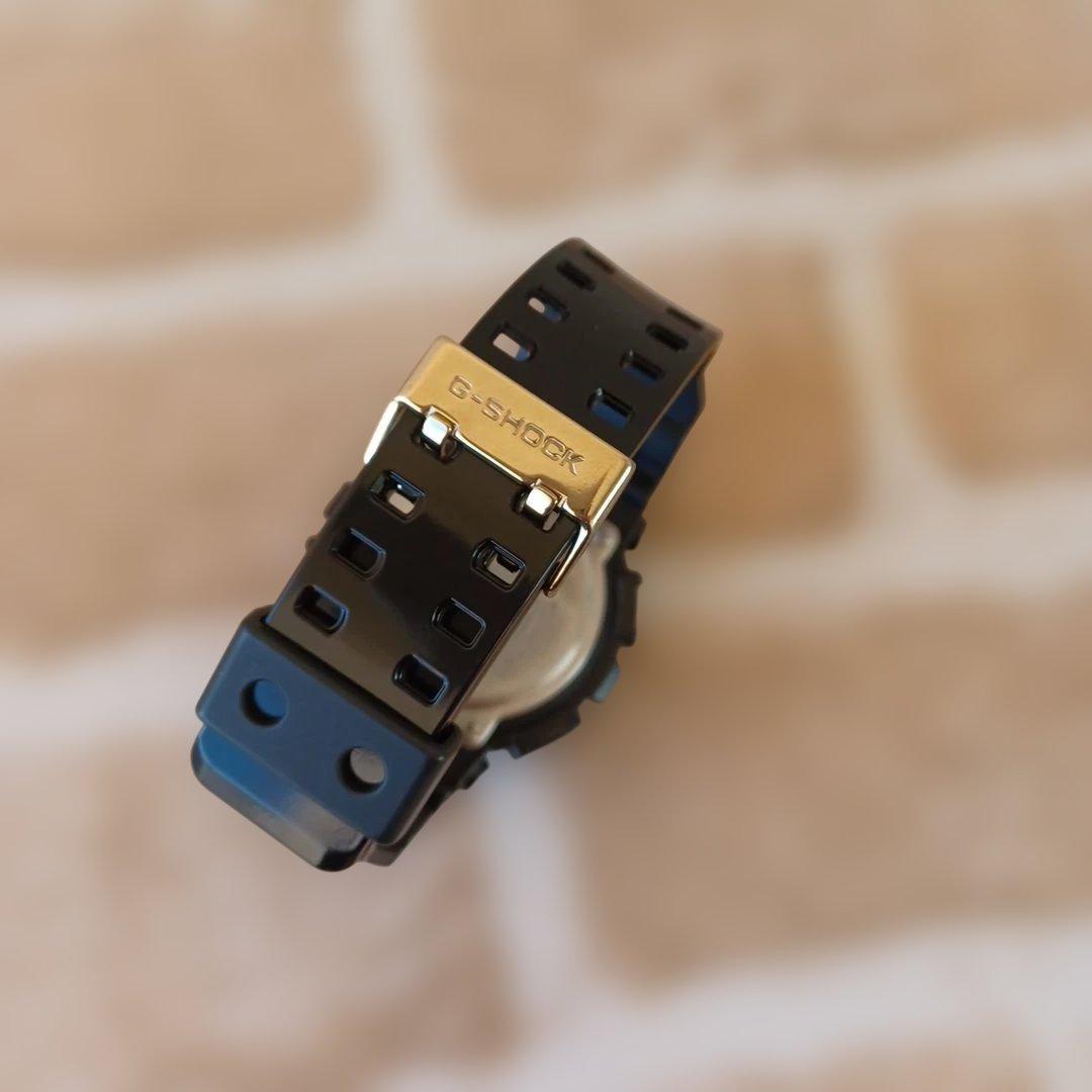 CASIO G-SHOCKジーショック腕時計 ゴールド&ブラック 人気爆発中