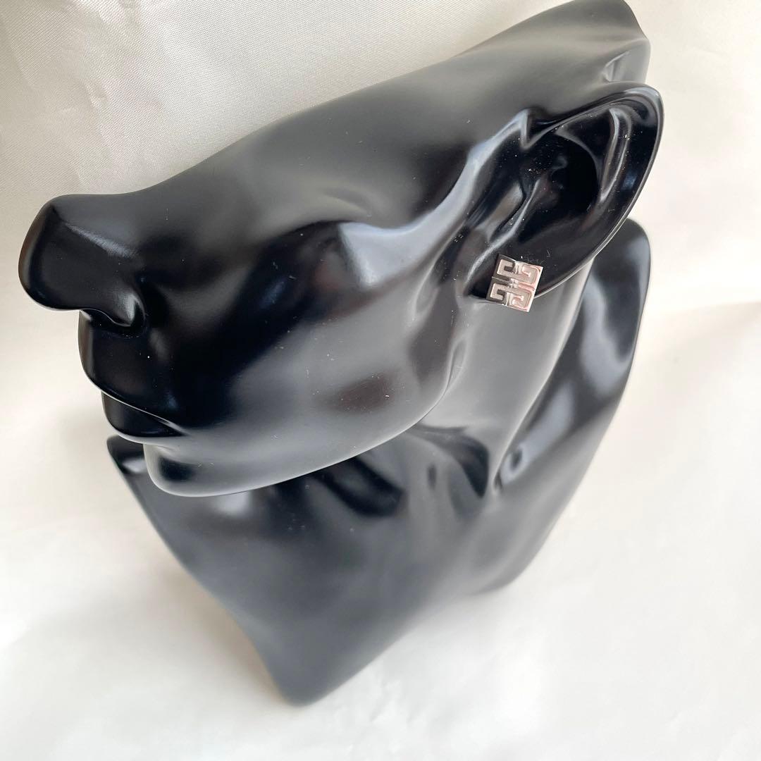 GIVENCHY ジバンシー　ロゴ　4G ピアス　シルバー　メンズ　レディース