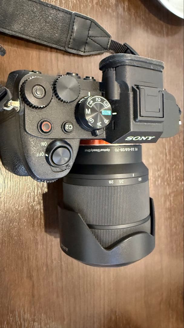 SONY α7Ⅳ ミラーレス一眼カメラ（レンズ付）おまけでフィルムカメラも
