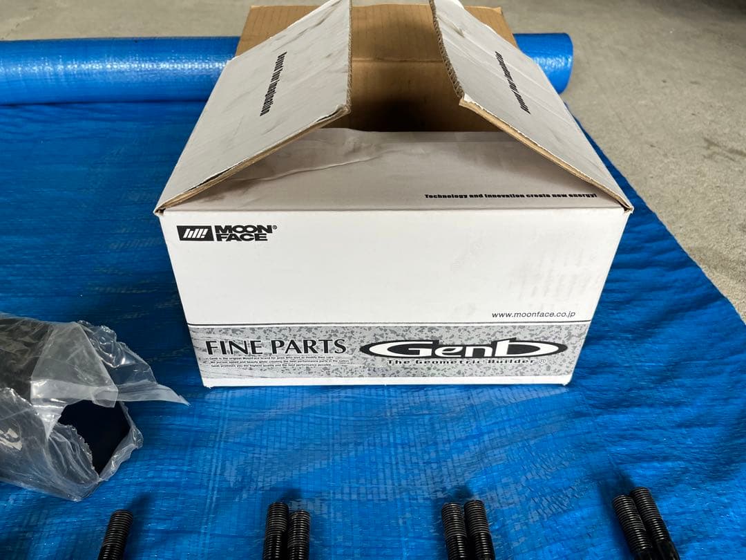 200系ハイエース 4インチダウンブロック 玄武 GenB