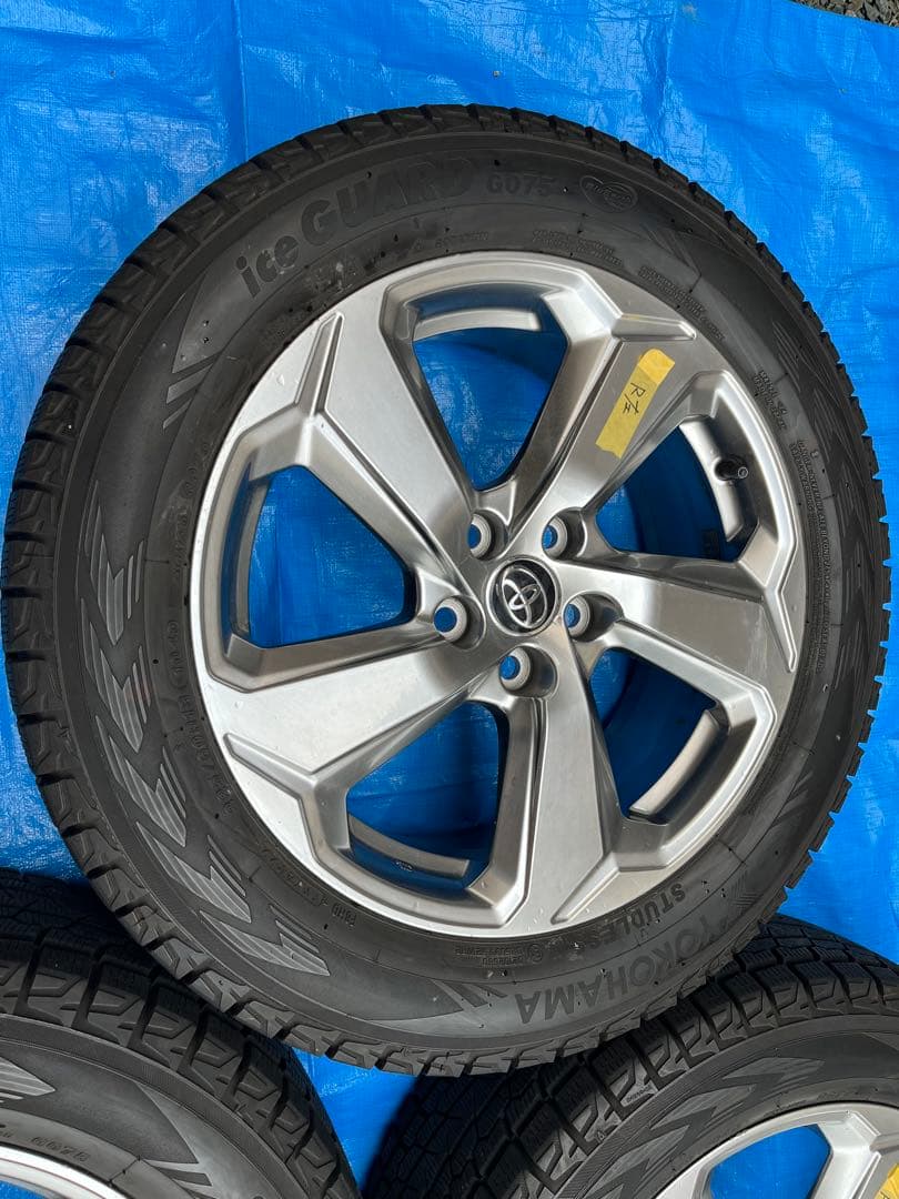 今週限定値下げ　ヨコハマタイヤ18インチホイールセットiceGUARD G075