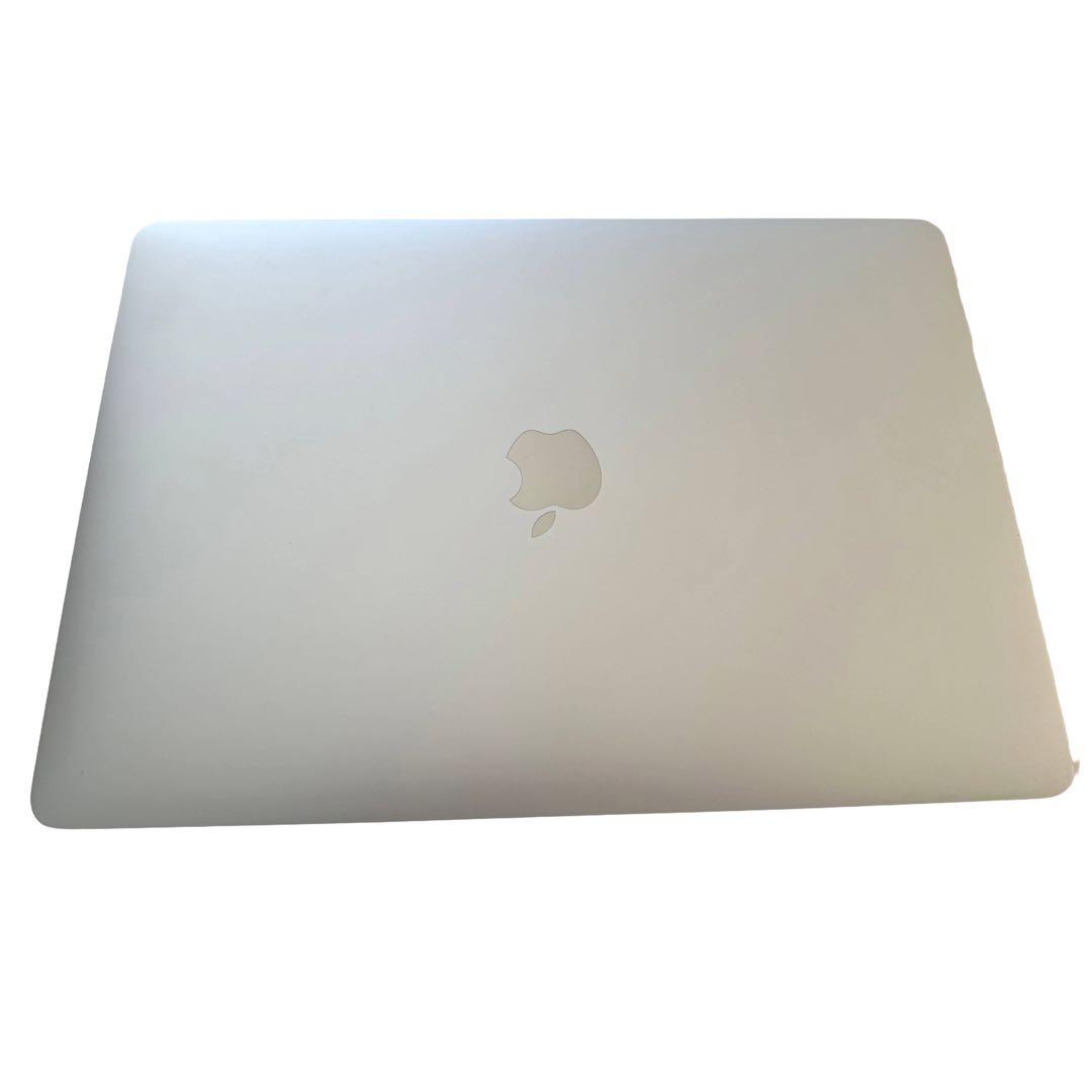 MacBook Air M1 13インチ / 8GB / SSD256GB