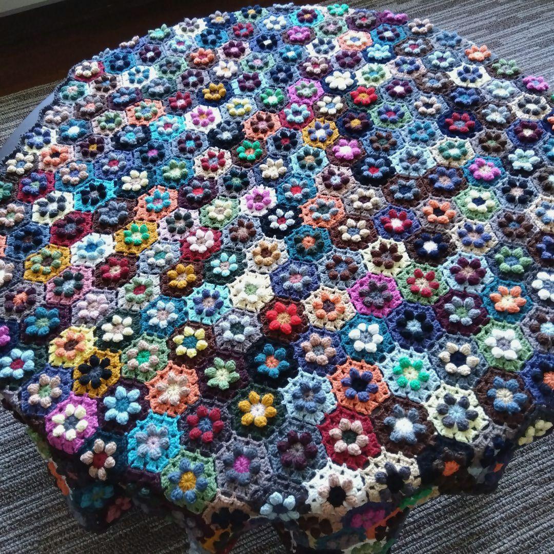 モチーフ編みブランケット　マルチカバー