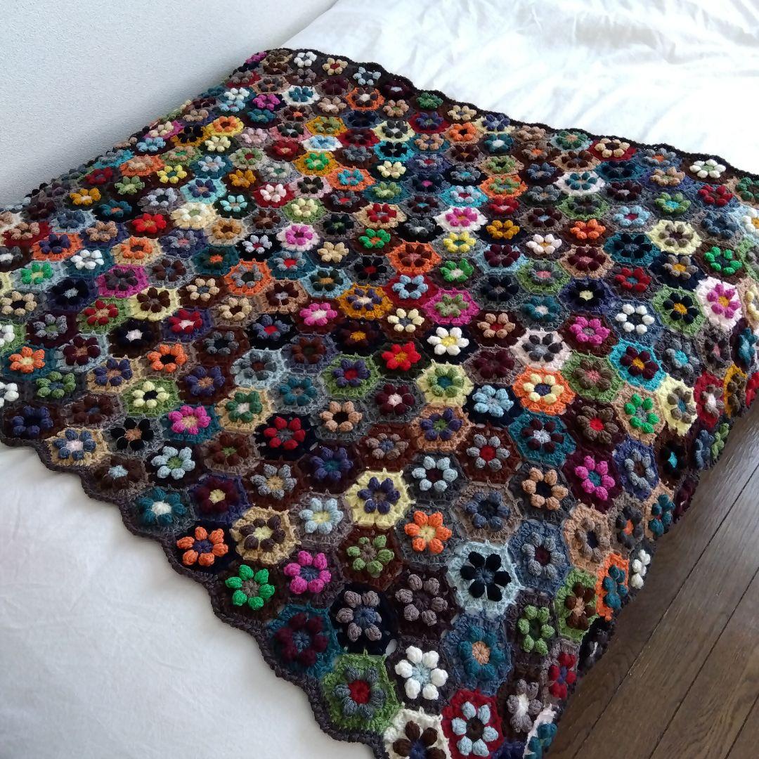 モチーフ編みブランケット　マルチカバー