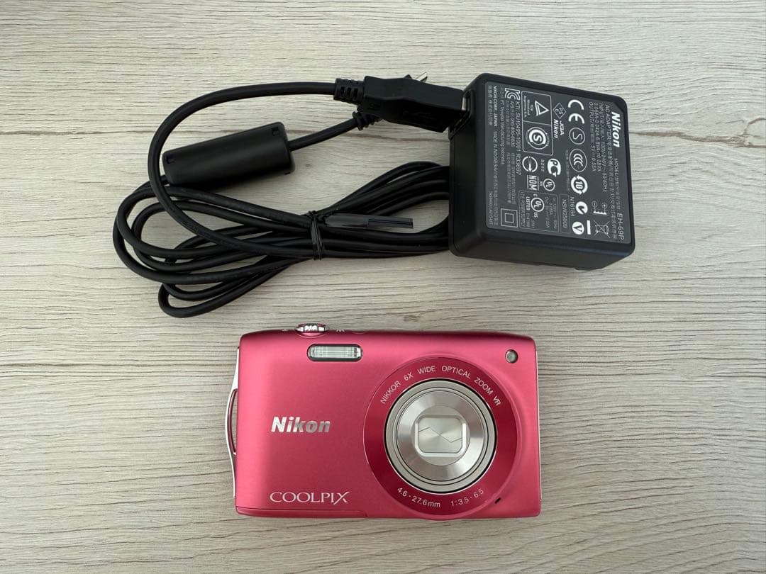 ♡【美品】Nikon COOLPIX S3300 ストロベリーピンク
