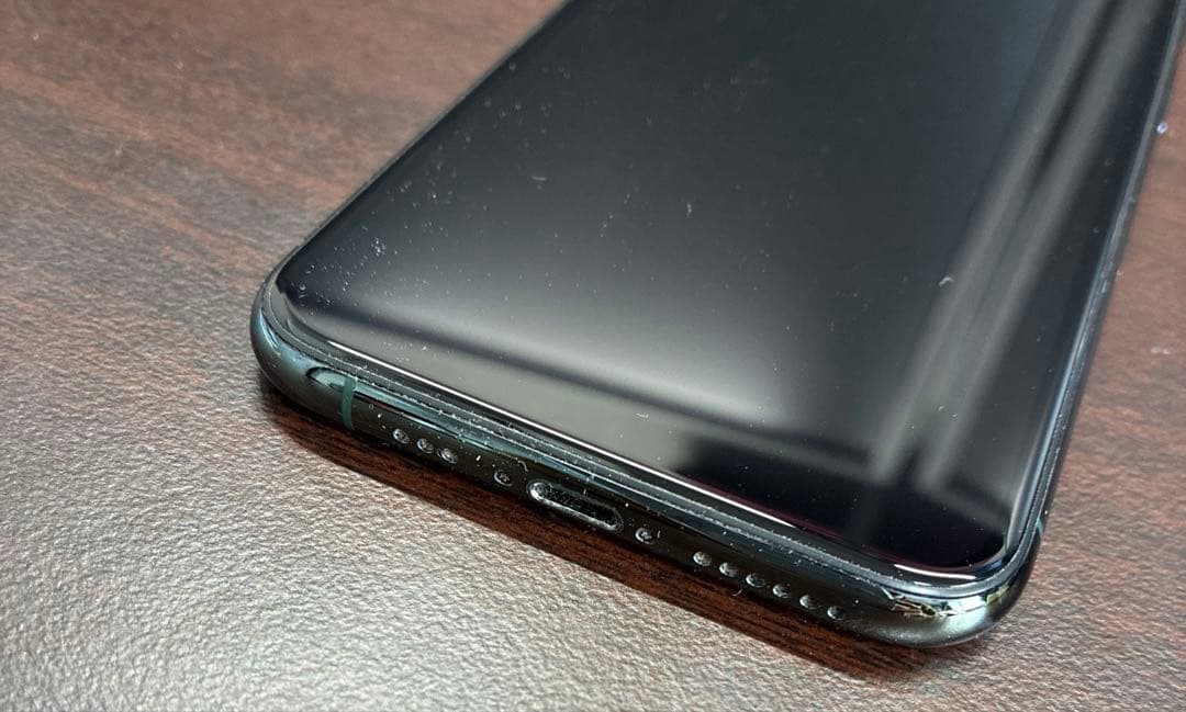 【美品】iPhone 11 Pro 64GB SIMフリー 動作確認済 充電器付