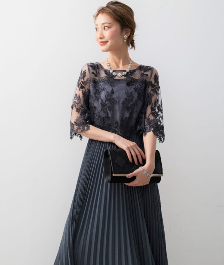 Dorry Doll 模様柄刺繍レース使い プリーツ加工ミモレ丈ワンピースドレス