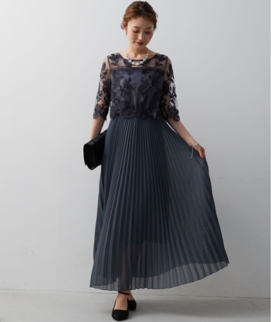 Dorry Doll 模様柄刺繍レース使い プリーツ加工ミモレ丈ワンピースドレス