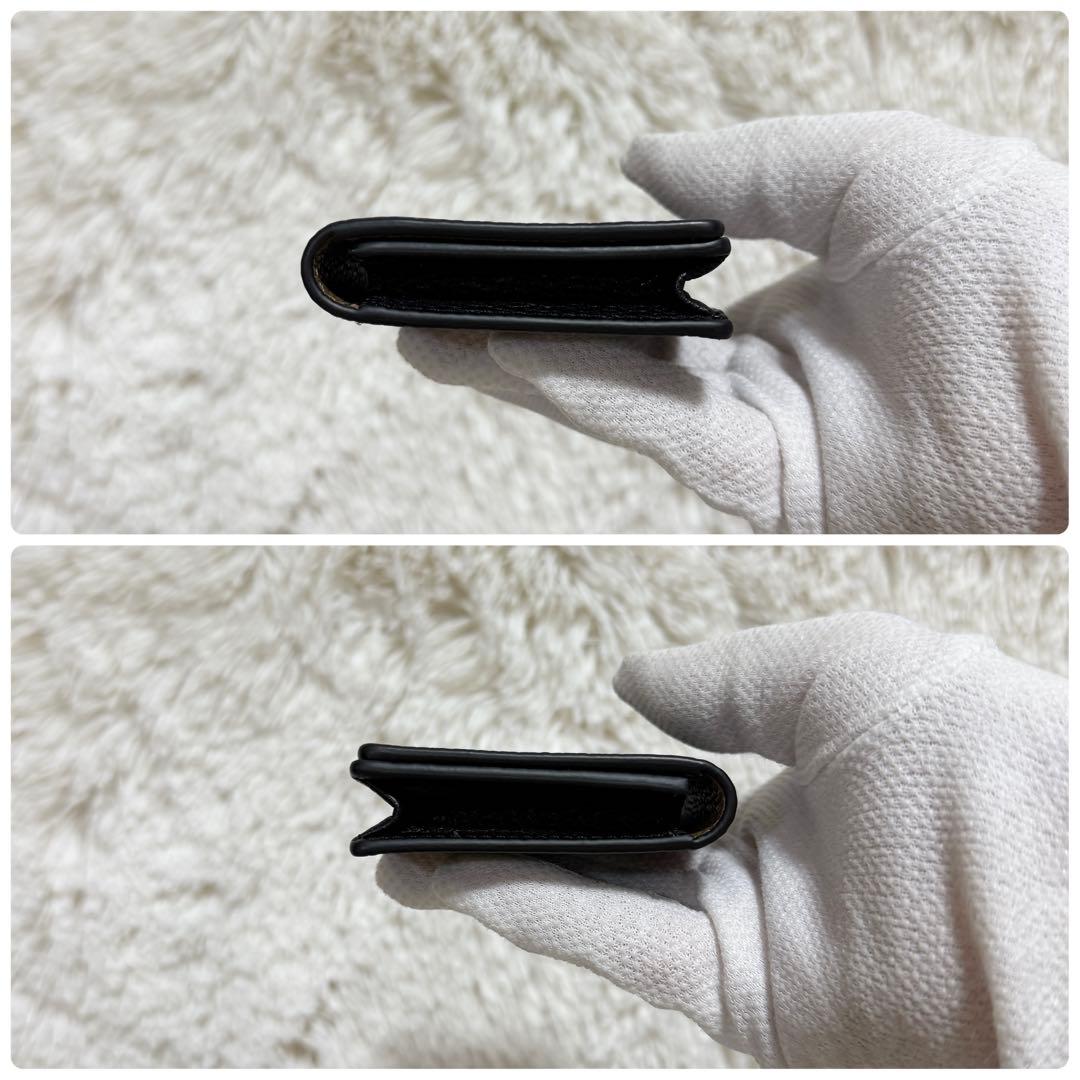 【極美品】TOD'S 名刺入れ　型押しロゴ マルチカラー