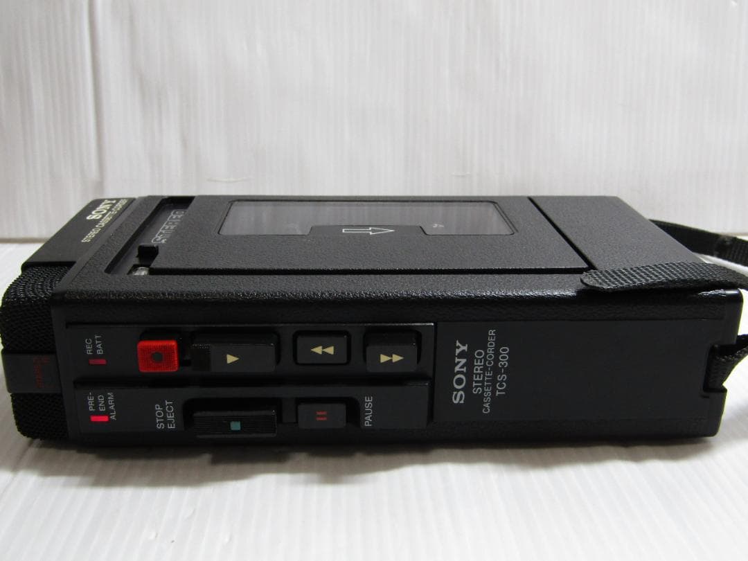 B0649 SONY ステレオカセットレコーダー TCS-300 ジャンク