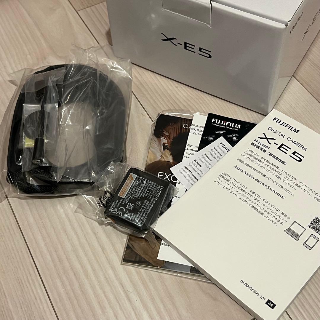 FUJIFILM X-E5 ミラーレス一眼 シルバー