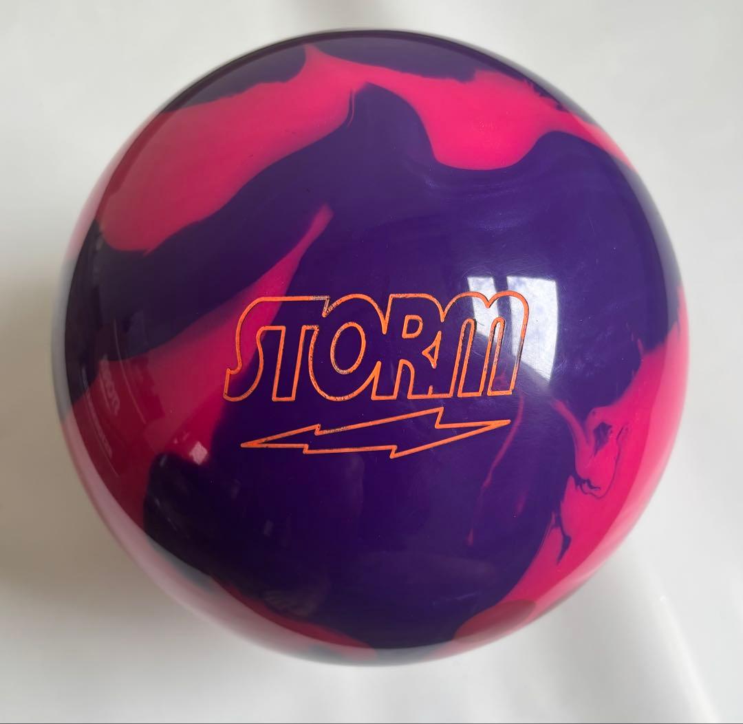 バイトパニックAI ストーム ボウリングボール 15.2ポンド プラグ済