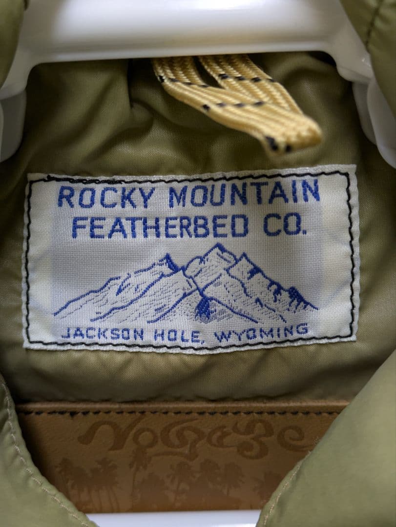 ジ*ン様 Rockymountain☆ロッキーマウンテン　ダウンジャケット　38