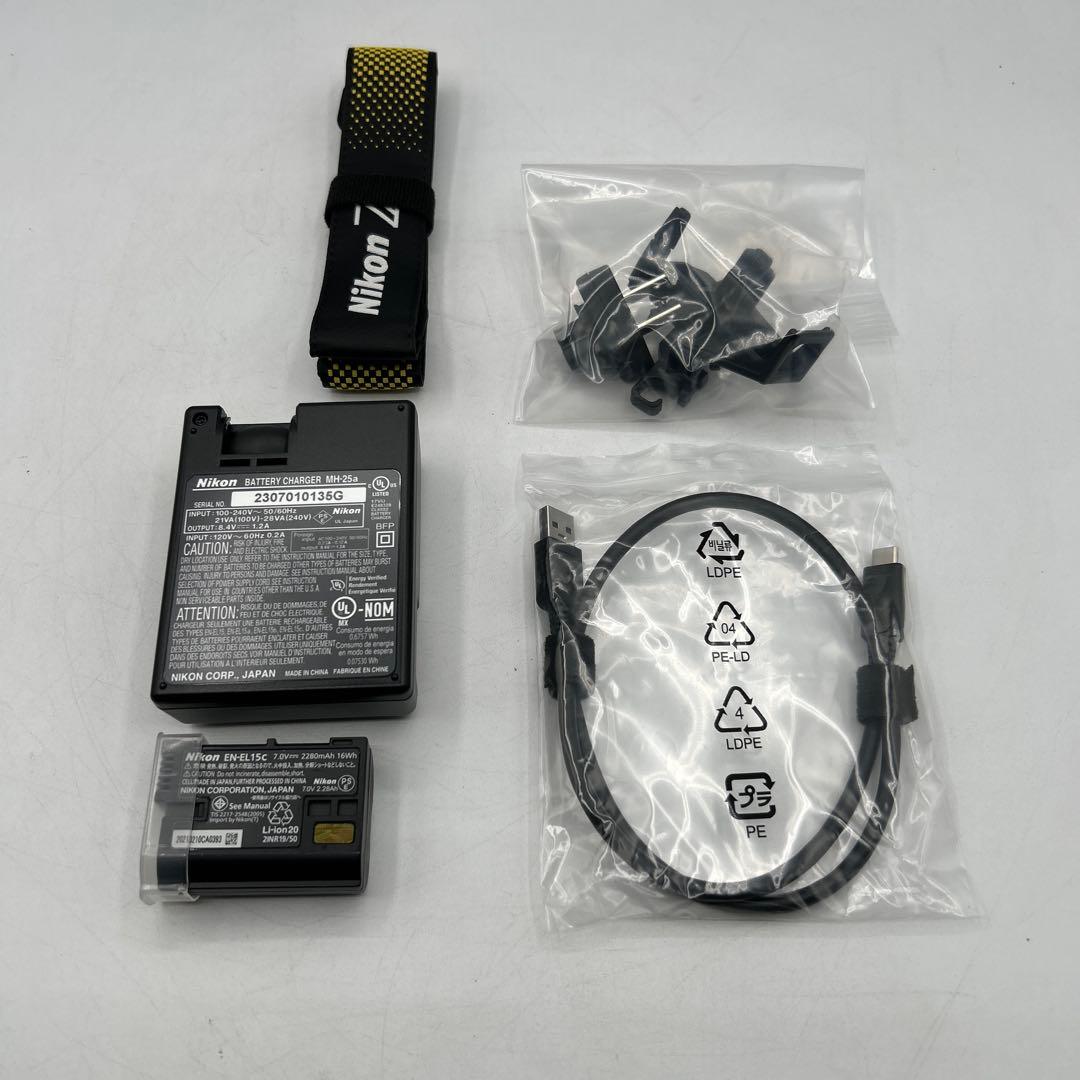 新品　Nikon ニコン Z6II ボディ フルサイズミラーレス　動作保証