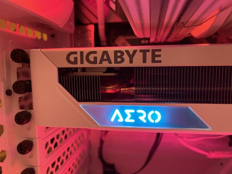 グラフィックボード・グラボ・ビデオカード RTX4060Ti 8gb Gigabyte AERO