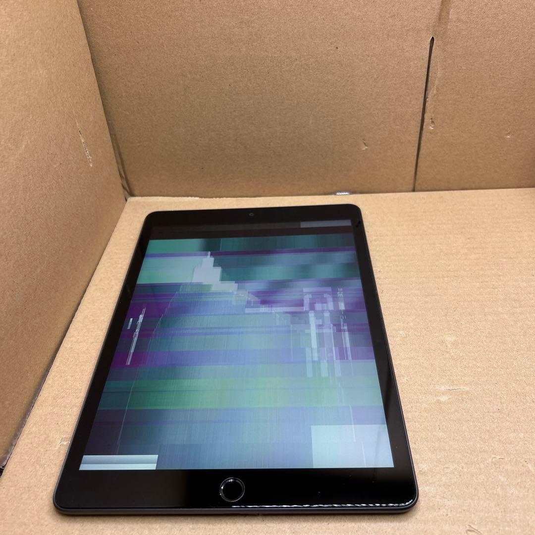 ジャンク　iPad (第９世代) Wi-Fi 256GB スペースグレイ