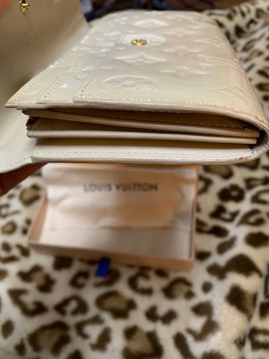 ルイヴィトン　ヴェルニ長財布