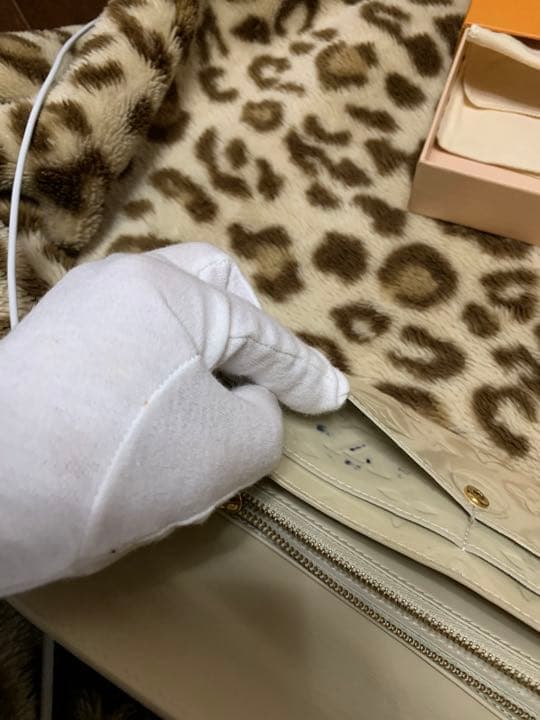 ルイヴィトン　ヴェルニ長財布