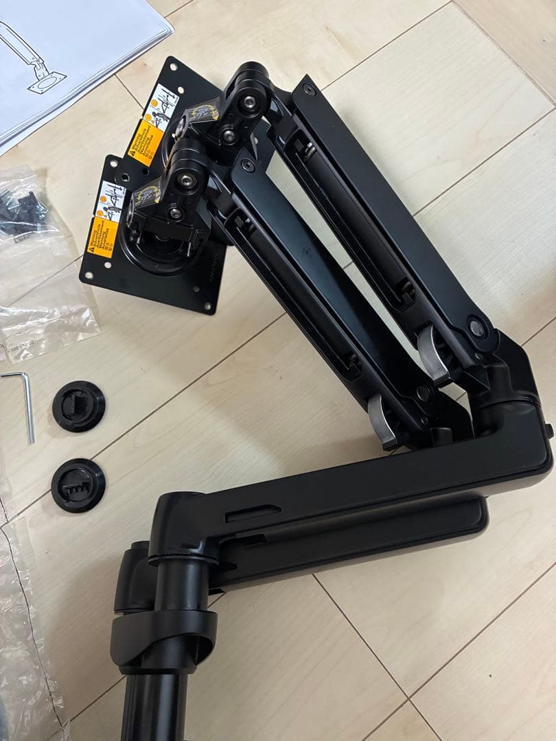 Amazon Basics モニターアーム 黒　デュアル