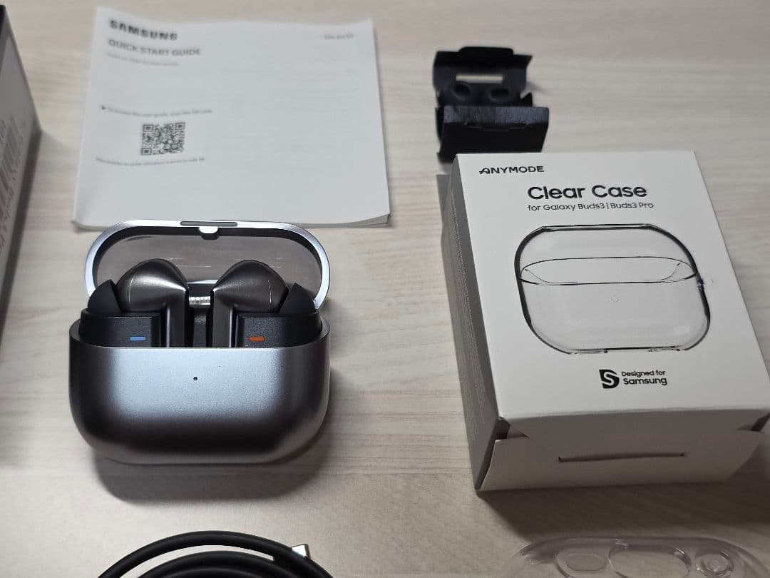 【超美品】Galaxy Buds3 Pro シルバー（並行輸入)純正ケース付き