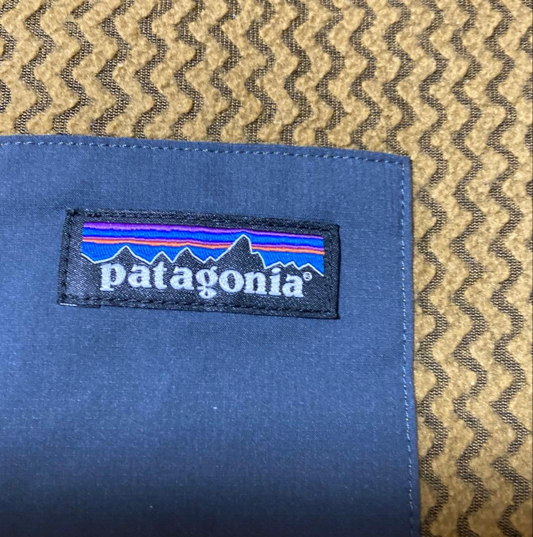 ちゃちゃお Patagonia パタゴニアR1 AirCrewMFA20