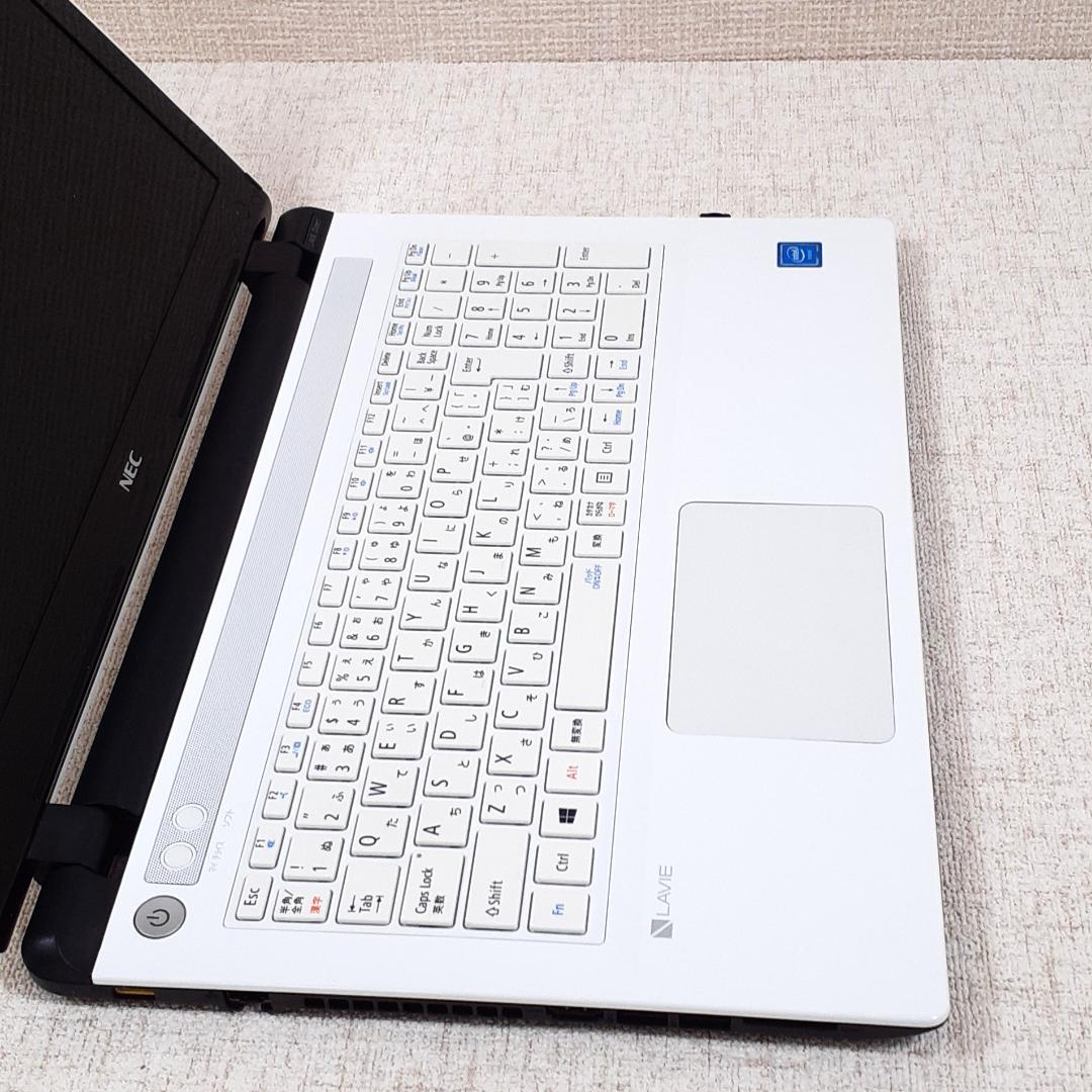 ノートパソコン　NEC LAVIE ホワイトWin11 DVDドライブ付き